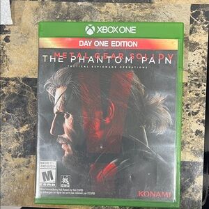 Metal Gear Solid V: The Phantom Pain - Day One Edition for Xbox One - Green Case